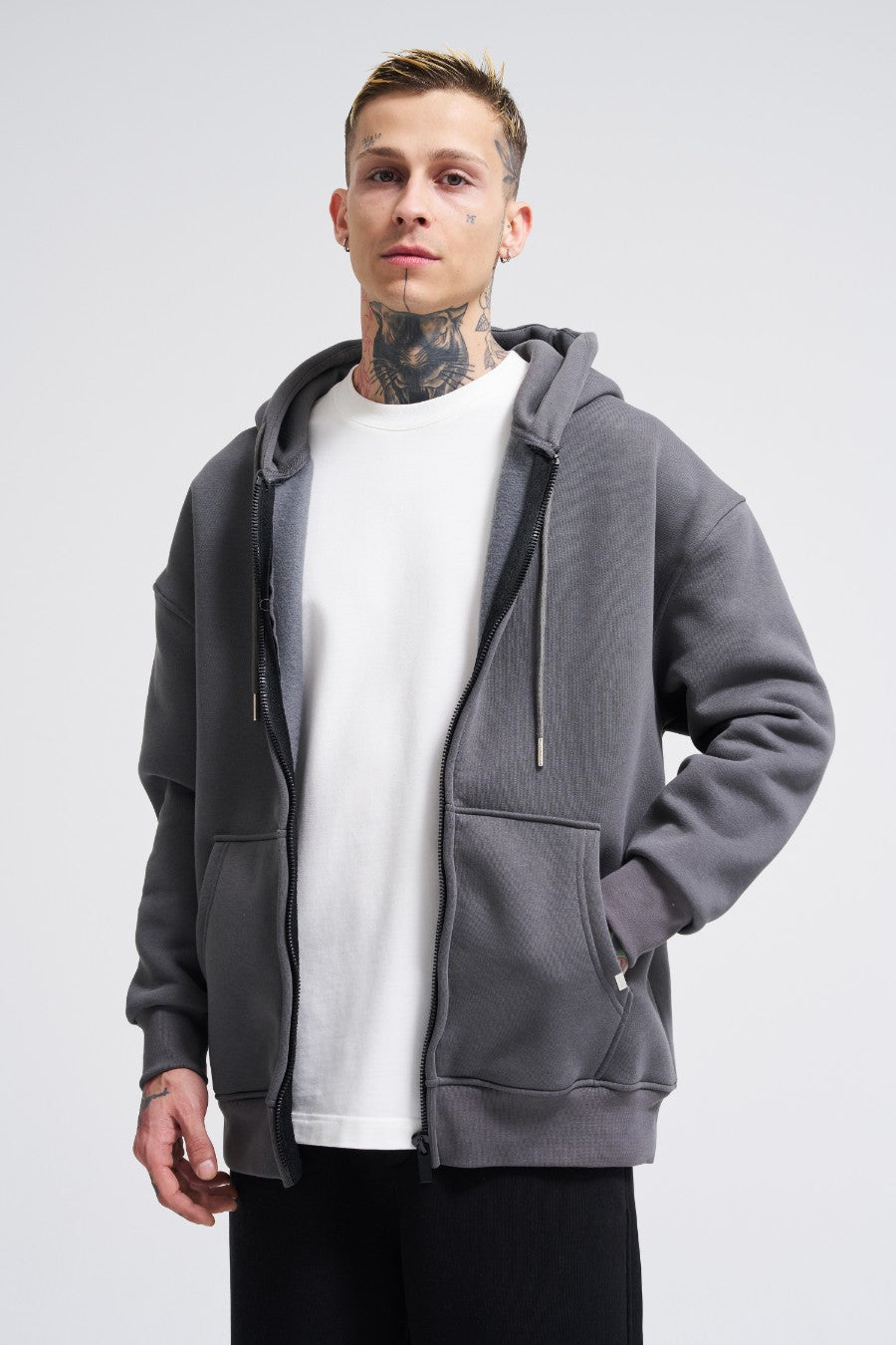 Jak wybrać idealną kurtkę workwear na sezon jesień/zima?